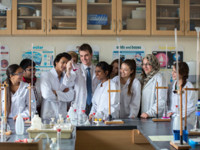 ���� � �����������