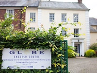 ����� Globe English Centre
