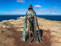 Скульптура Короля Артура на мысе Тинтагель. Фото: Getty
